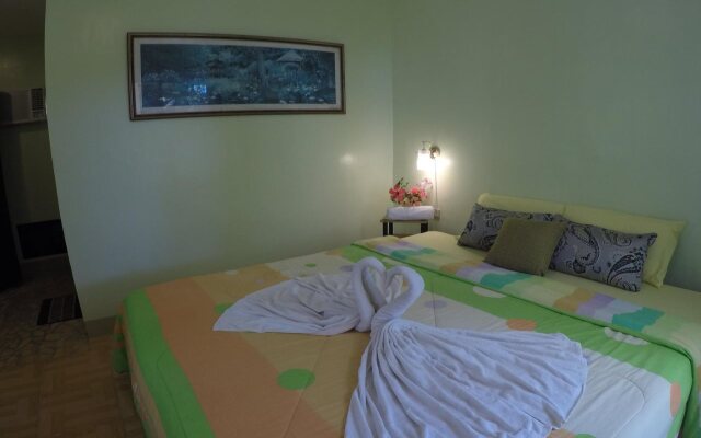 Cabilao Sunset Dive & Beach Resort