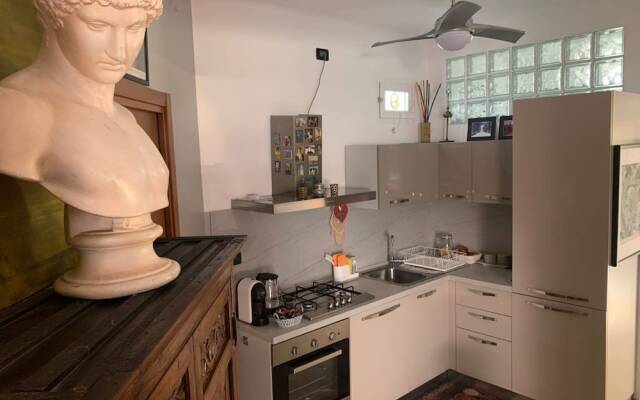 Arty Colourful Flat Close to Campus Bocconi - by Beahost Rentals