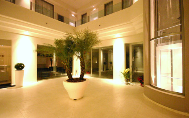 Home 15 Residence