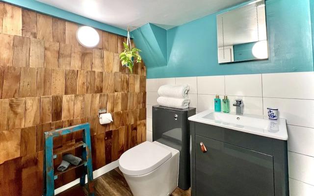 Brightham House Boutique Bed & Breakfast
