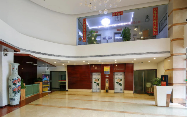 Calvin Hotel
