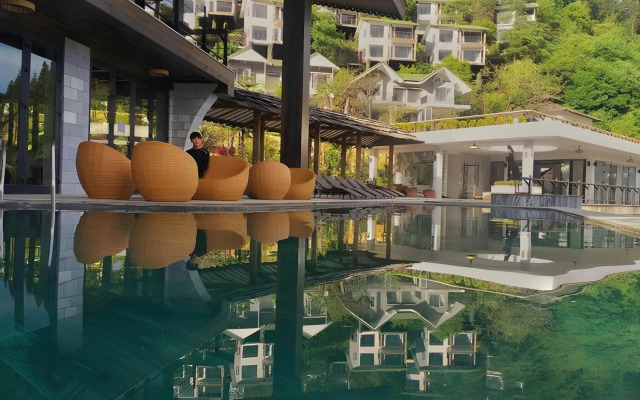 Sapa CatCat Hills Resort