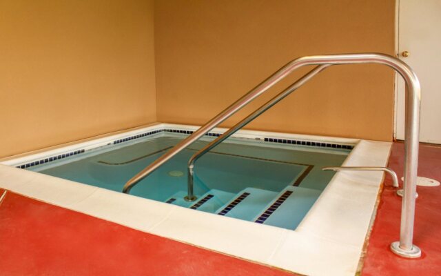 Holiday Inn Express Lewisburg/New Columbia by IHG