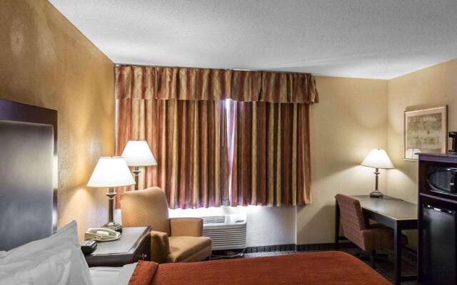 AmericInn by Wyndham Cedar Rapids North