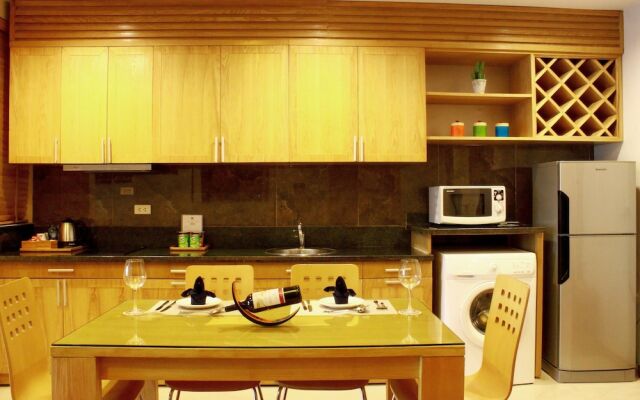 Lake House Studio