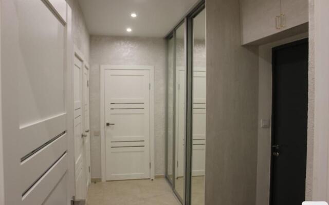 Апартаменты на улице Челюскина 6