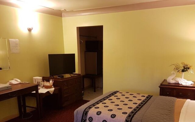 Capri Motel
