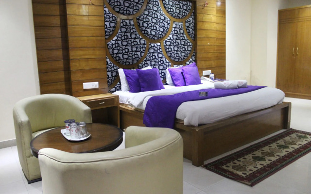 Hotel Raj Mandir