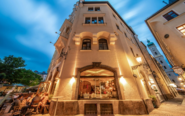 hotelImage