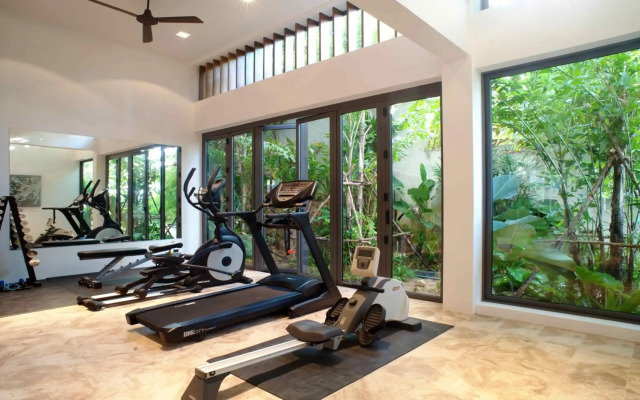 Luxury Villa Crystal Blue