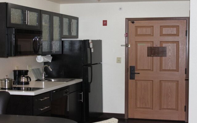 Candlewood Suites Tulsa