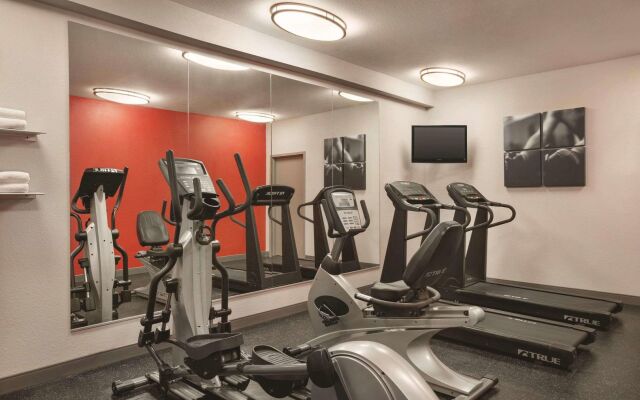 Country Inn & Suites by Radisson, Newnan, GA