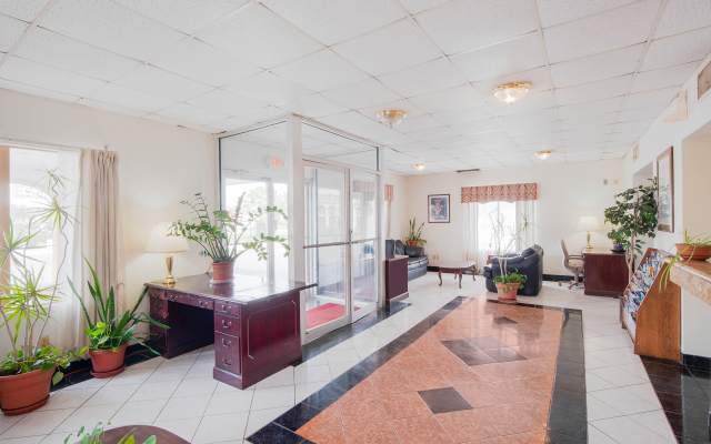 Hotel O Houston East Channelview I-10