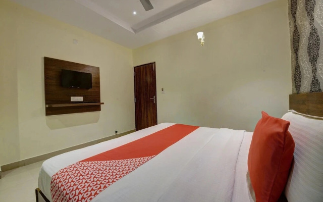 Hotel Samanvi International by OYO Rooms