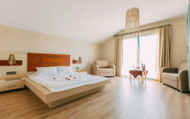 Myhouse Urla Butik Otel