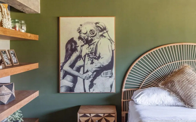 Exceptional Architect's 5BR Villa, an Oasis Gem in Canggu Centre