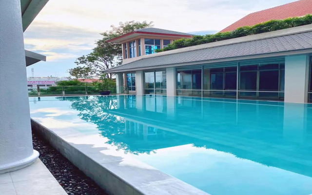 Krungsri River Hotel