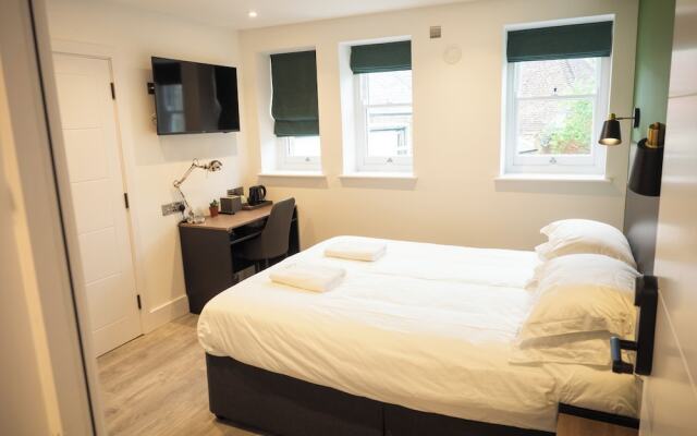 Crown Hotel