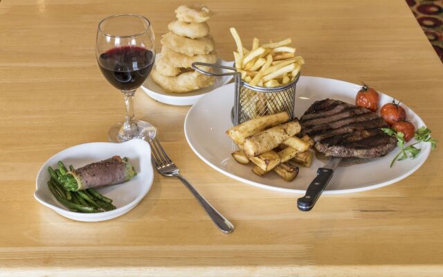 Holiday Inn Express Antrim by IHG