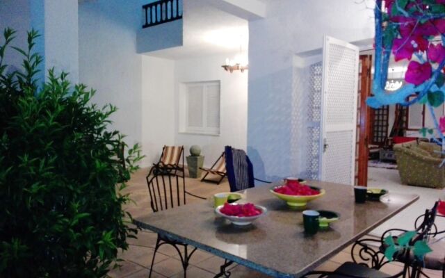 Villa with 4 Bedrooms in Hammamet, with Private Pool And Enclosed Garden