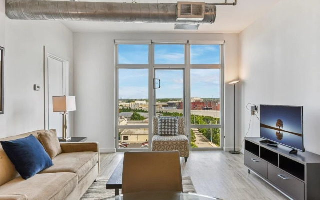 Sunset Boulevard Apartments