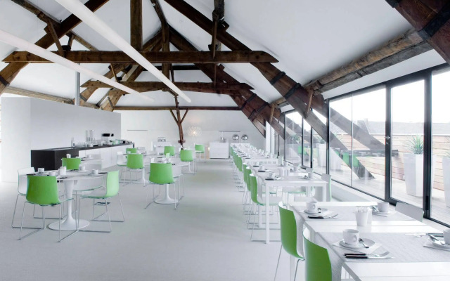 Eburon Hotel - Different Hotels