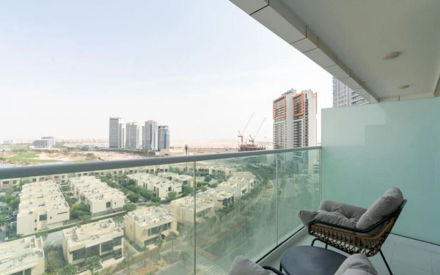 Neat Studio at Carson C