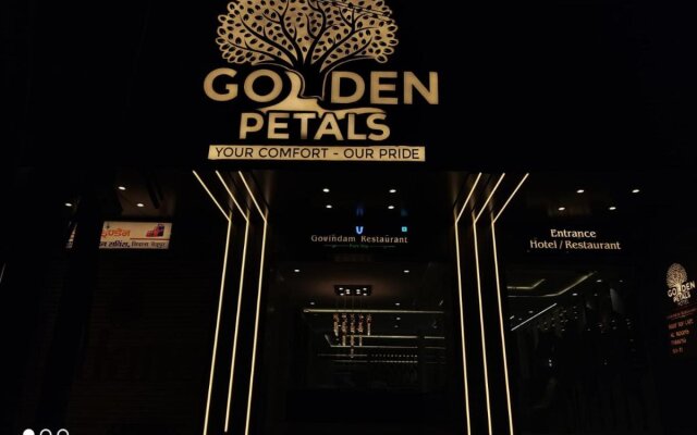 Hotel Golden Petals