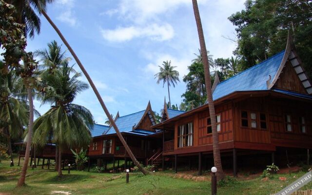 Koh Talu Island Resort - Mainland Bungalow