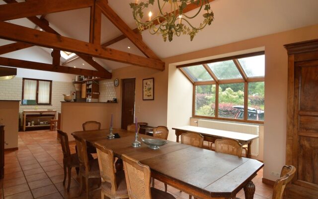 Spacious Holiday Home in Herbeumont near Forest