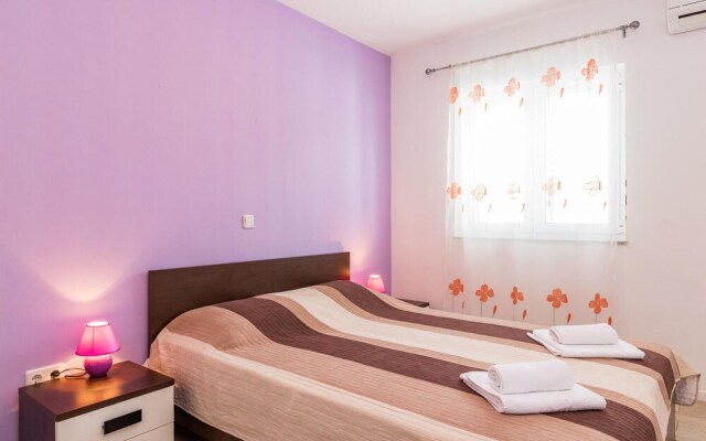 Stunning Home in Premantura With Wifi and 1 Bedrooms