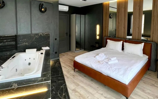 Royal VIP jacuzzi Balabana 23