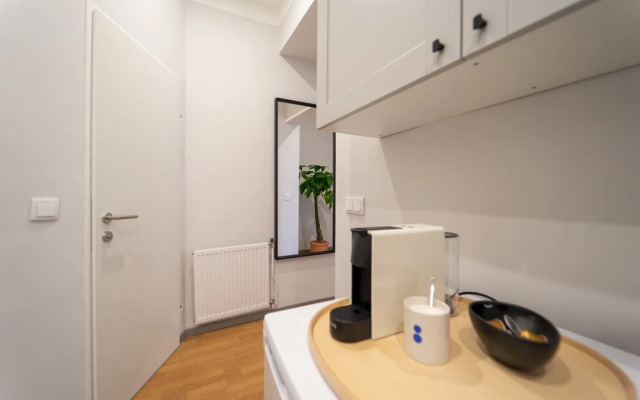 Modern and Bright Apartment - Close TO City Centre