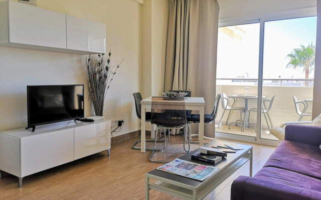 TORREMOLINOS Deluxe Apartment