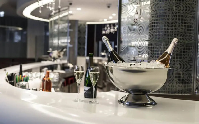 Aura Hotel - Adults Only