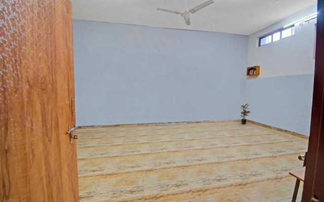 SPOT ON 80638 Hotel Radhe