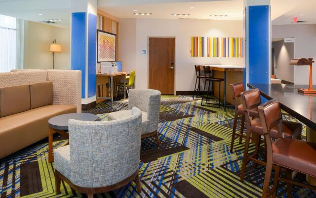 Holiday Inn Express & Suites Ottumwa by IHG