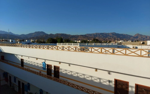 Golden Plaza Dahab Resort