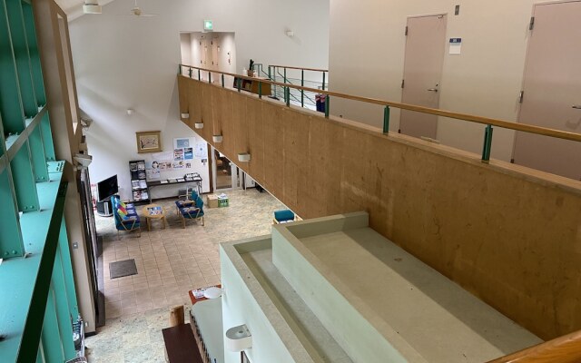 Riverside Hostel B&B – Hostel