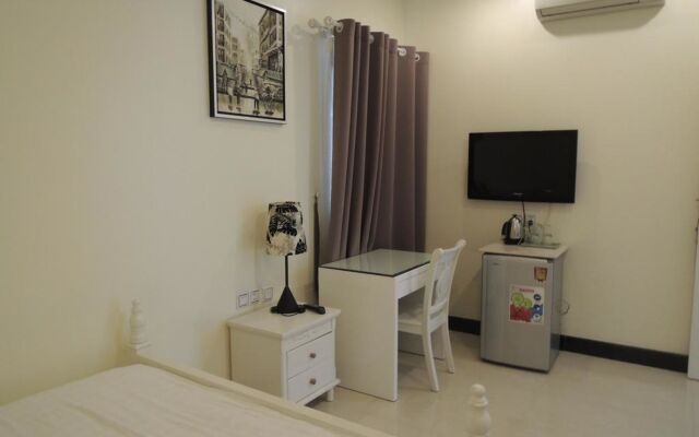 Queen Central Apartment Hotel