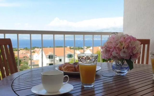 Wonderful Sea view, swimming pool, private parking