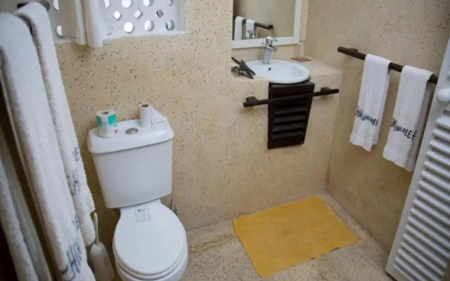 Shimoni Reef Lodge
