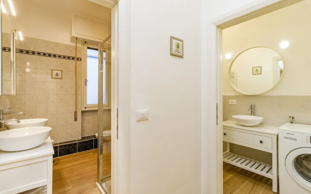 Comfortable Apartment in Firenze-careggi