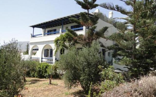 Aparthotel 4 Stars Piso Livadi