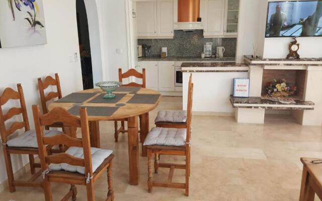 755 Las Ramblas Golf