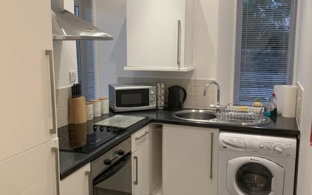 Aberdeen Serviced Apartments - The Lodge