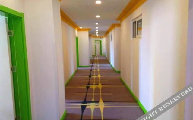 Weijia Hotel (Jincheng Foxconn)