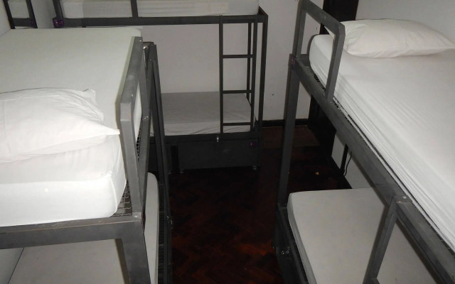 Pura Vida Hostel