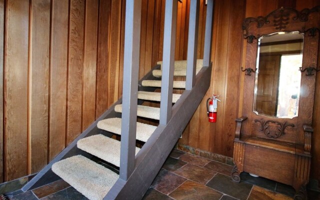 Mammoth S #230 4 Bedroom Condo