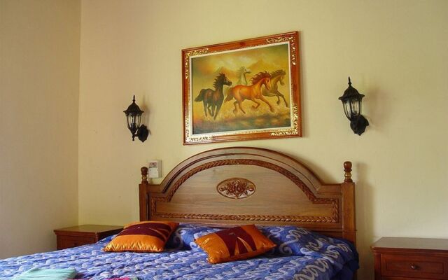 Gusti Garden Bungalows